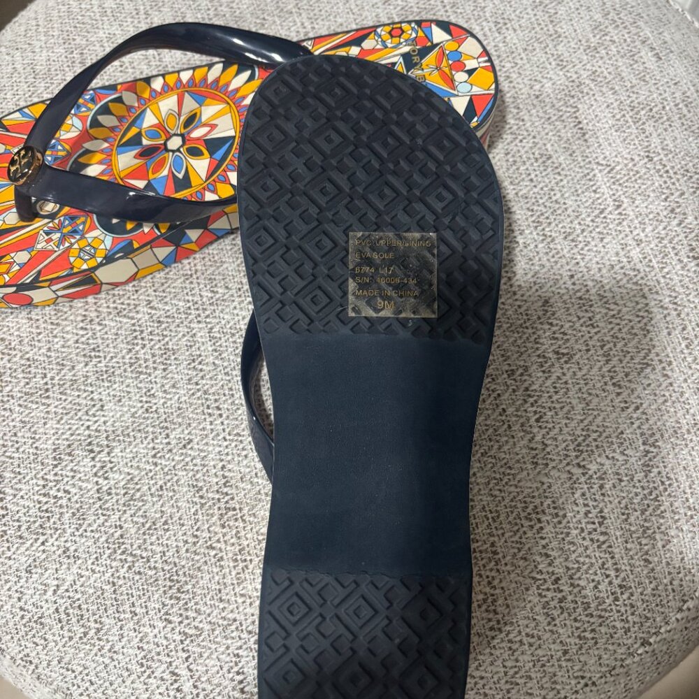 TORY BURCH PSYCHEDELIC GEO PATTERN WEDGE  SIZE 9 NEW - Picture 11 of 11